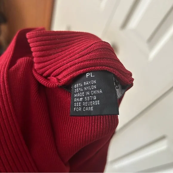 Elementz Red Fitted Short Sleeve T-Shirt - Picture 4 of 4